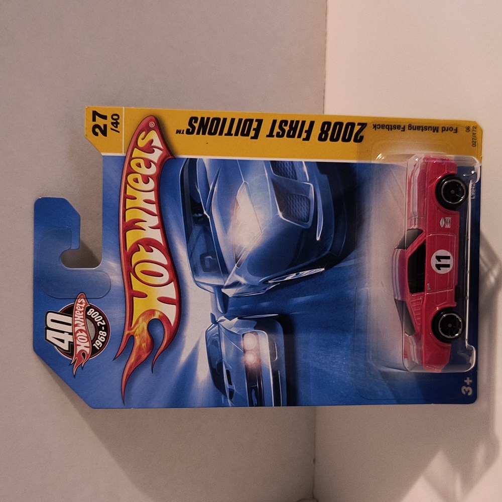 B21  Hot Wheels    Ford Mustang Fastback with shipping protector